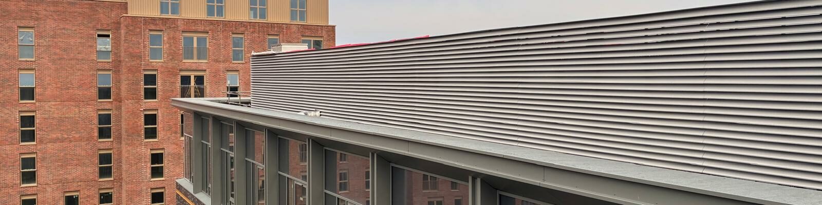 BL100 aluminium louvre screen Belfast